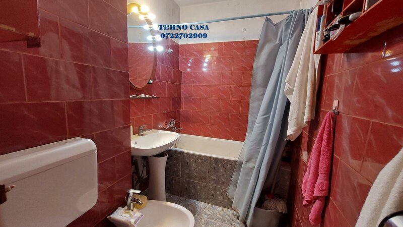 1 Decembrie Metrou la 800m, bloc stradal, reabilitat